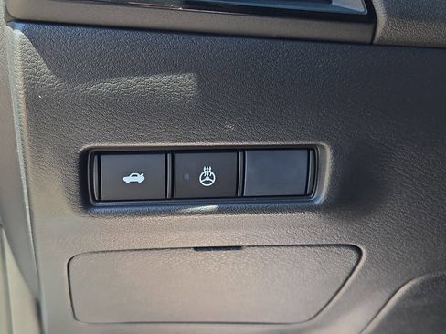 New 2026 Nissan Sentra SV w/ SV Convenience Package FWD image 30