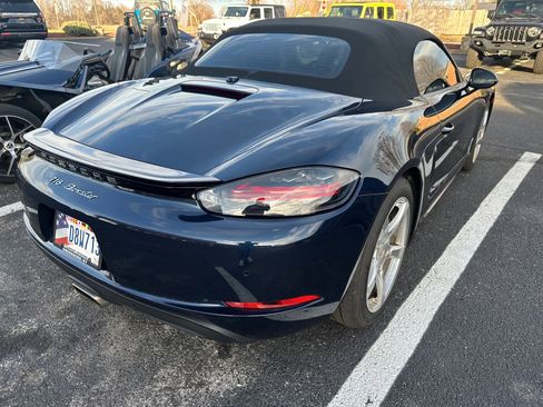 Used 2019 Porsche 718 Boxster image 7