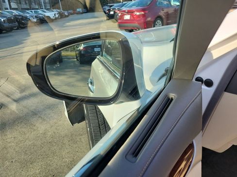 Used 2014 Lexus LS 460 image 20