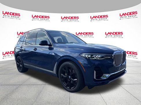 Used 2022 BMW X7 xDrive40i w/ Premium Package AWD/4WD image 1