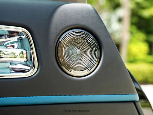 Used 2019 Rolls-Royce Wraith RWD image 42