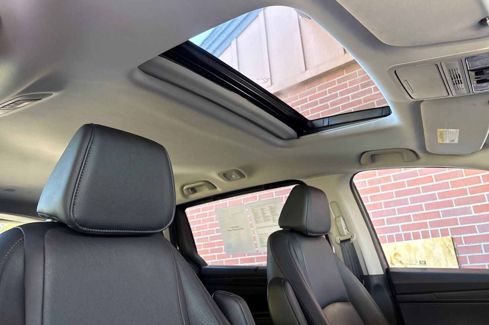 Used 2025 Honda Odyssey EX-L image 23