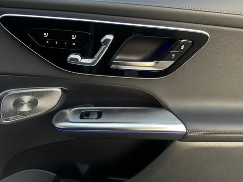 New 2026 Mercedes-Benz GLC 300 image 33