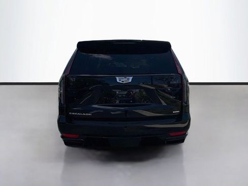 Certified 2024 Cadillac Escalade ESV Sport AWD/4WD image 5