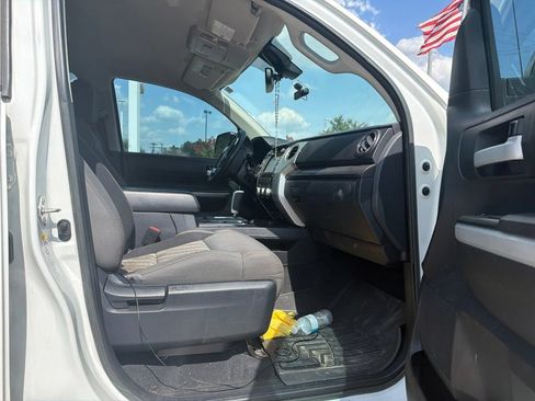 Used 2018 Toyota Tundra SR5 w/ SR5 Upgrade Package RWD image 12