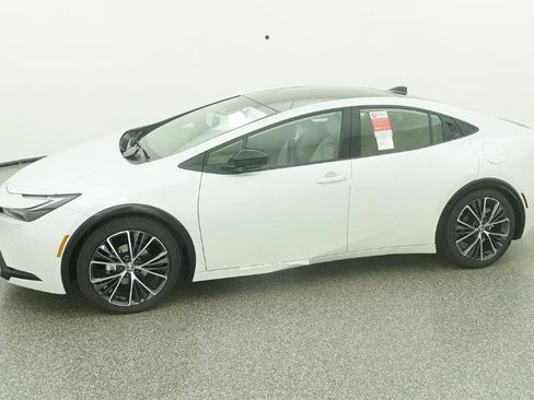 New 2026 Toyota Prius Limited image 5