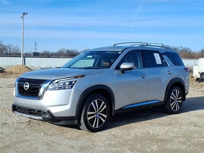 Certified 2024 Nissan Pathfinder Platinum w/ Cargo Package
