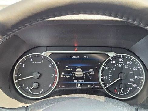 Certified 2025 Nissan Sentra SV w/ All-Weather Package FWD image 17