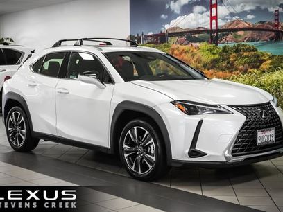 Certified 2025 Lexus UX 300h FWD w/ Accessory Package (Z2)