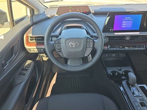 New 2026 Toyota Prius Plug-In Hybrid FWD image 15