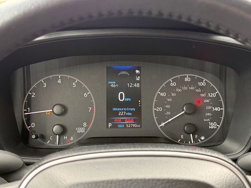 Certified 2024 Toyota Corolla SE image 31