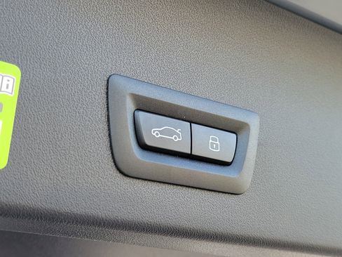 New 2026 BMW X3 xDrive30 w/ Premium Package image 7