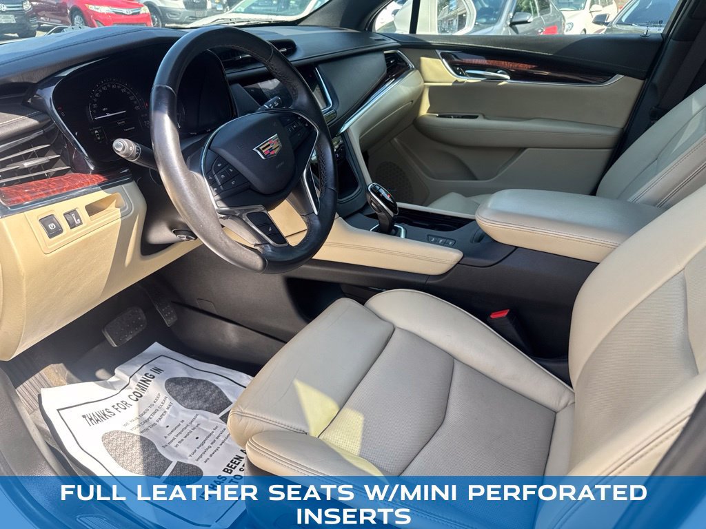 Used 2017 Cadillac XT5 Luxury AWD/4WD image 27