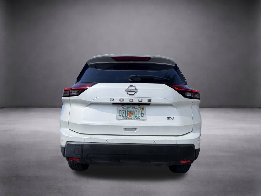 Used 2024 Nissan Rogue SV FWD image 14