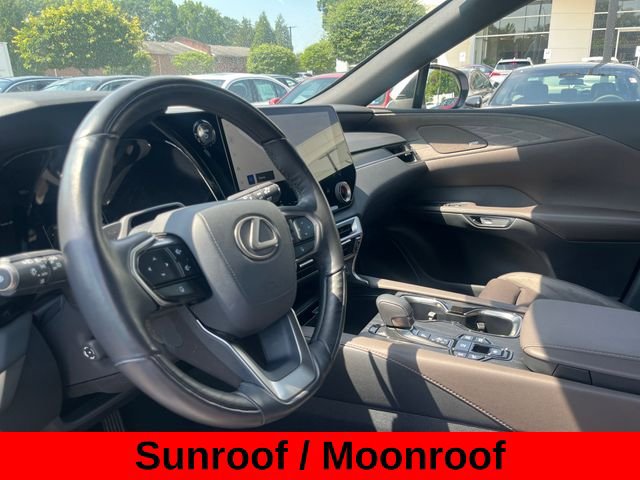 Used 2025 Lexus RX 450h AWD w/ Convenience Package image 12