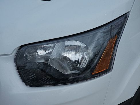 New 2026 Ford Transit 150 148 Medium Roof image 32