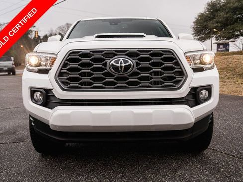 Certified 2023 Toyota Tacoma TRD Sport w/ Technology Package AWD/4WD image 2