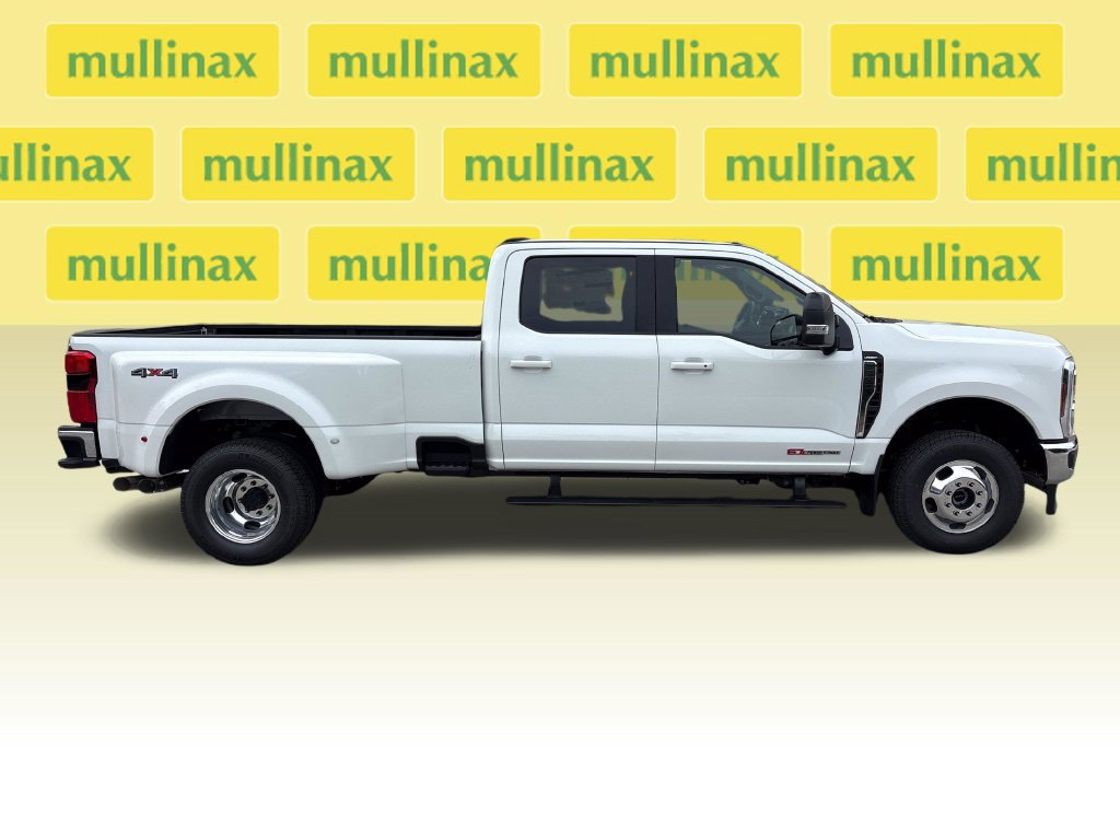 New 2027 Ford F350 Lariat w/ Lariat Ultimate Package AWD/4WD image 2
