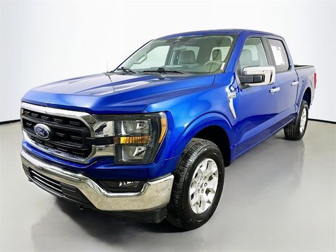 Used 2023 Ford F150 XLT image 3