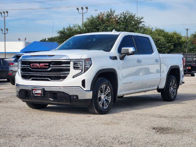 Used 2025 GMC Sierra 1500 SLT RWD image 3