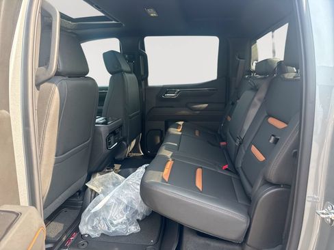 New 2026 GMC Sierra 1500 AT4 w/ AT4 Premium Package AWD/4WD image 26