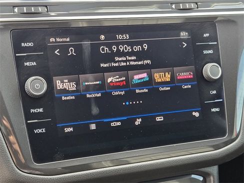 Used 2022 Volkswagen Tiguan SE image 28