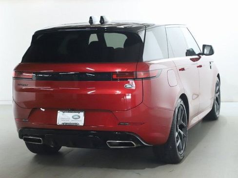 Used 2023 Land Rover Range Rover Sport SE Dynamic image 9