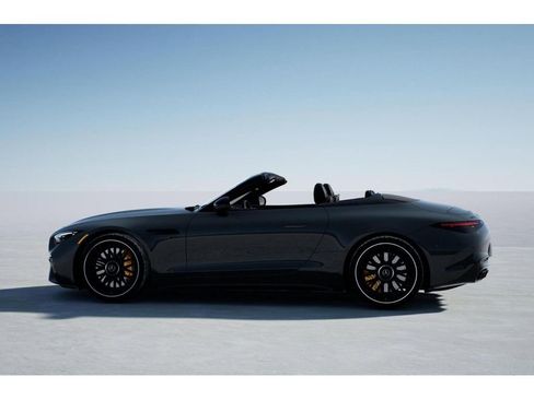 Used 2025 Mercedes-Benz SL 63 AMG S e Performance 4MATIC image 33