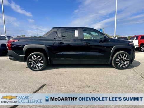 New 2026 Chevrolet Silverado EV W/T w/ LPO, Custom Package image 17