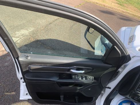 Used 2024 RAM 1500 Big Horn image 12