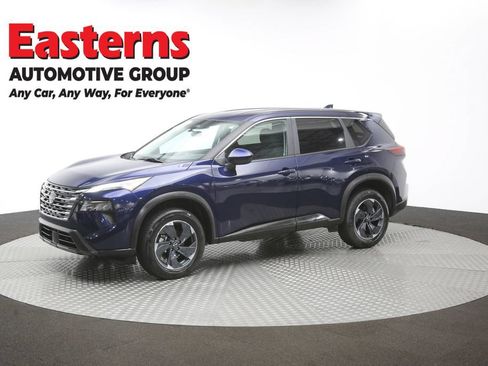 Used 2024 Nissan Rogue SV AWD/4WD image 56