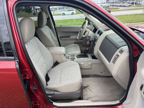 Used 2012 Ford Escape XLT FWD image 13