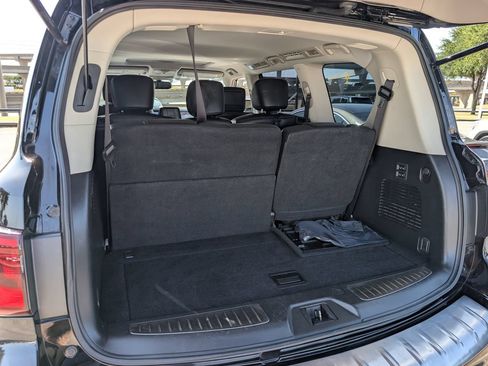 Used 2018 INFINITI QX80 2WD w/ Driver Assistance Package image 28