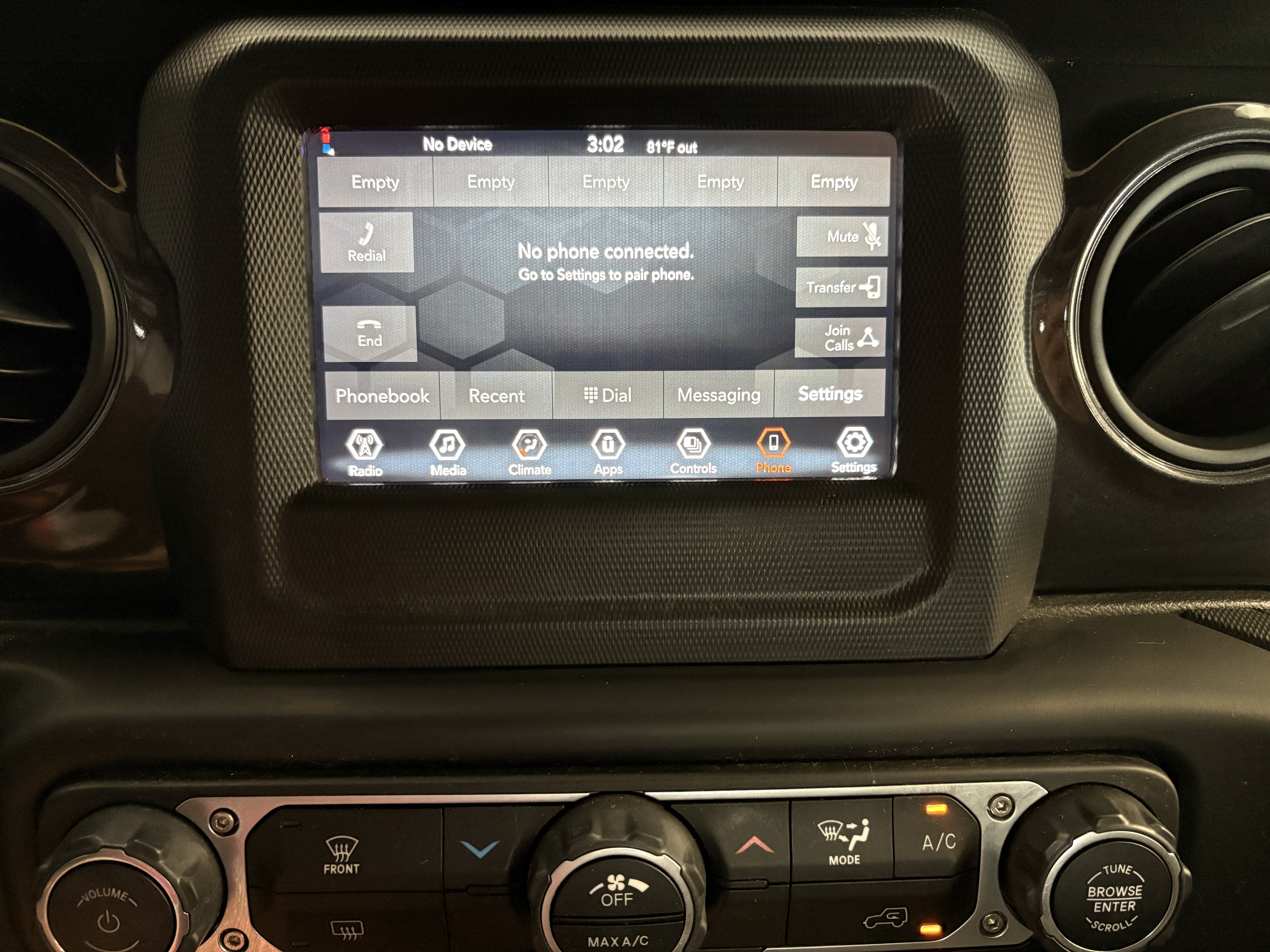 Used 2022 Jeep Wrangler Unlimited Sport AWD/4WD image 17