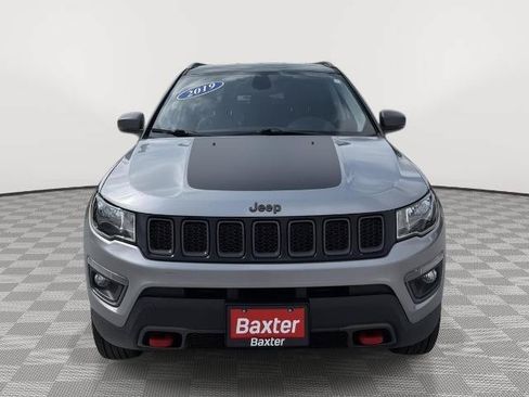 Used 2019 Jeep Compass Trailhawk w/ Cold Weather Group AWD/4WD image 2