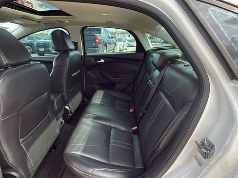 Used 2013 Ford Focus Titanium w/ Titanium Handling Pkg image 17