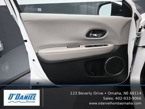 Used 2018 Honda HR-V EX-L image 23