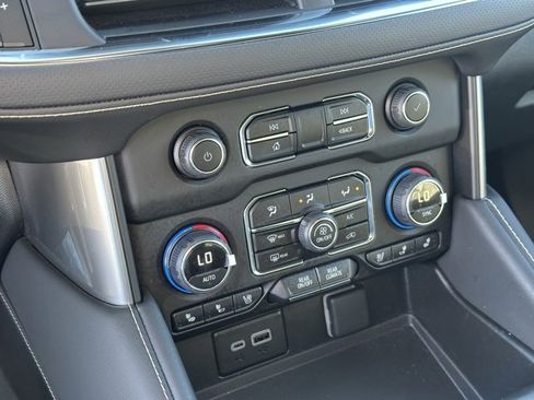 Certified 2024 Chevrolet Tahoe Premier w/ Premium Package image 12