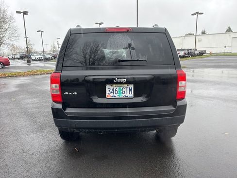 Used 2014 Jeep Patriot Sport w/ Power Value Group image 6