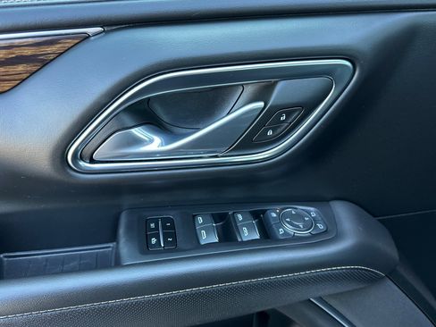 Used 2024 Chevrolet Tahoe Premier image 11