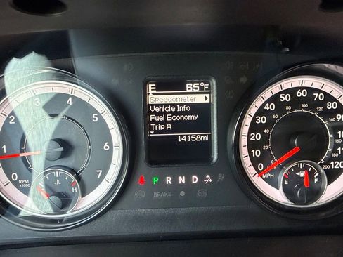 Used 2021 RAM 1500 Express RWD image 6