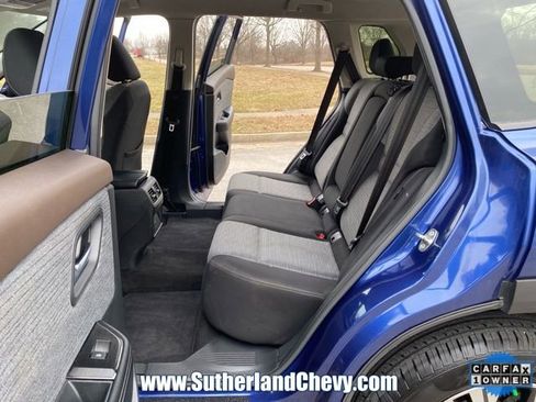 Used 2023 Nissan Rogue SV image 32