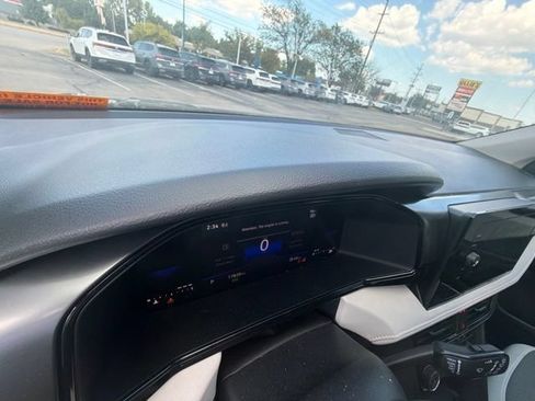 Certified 2025 Volkswagen Taos S AWD/4WD image 23