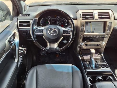 Used 2021 Lexus GX 460 Premium w/ Premium Package image 17