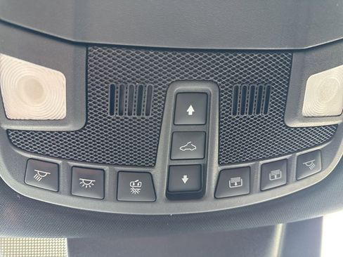 Used 2021 Ford Expedition XLT image 37