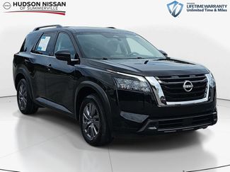 Used 2025 Nissan Pathfinder SV FWD 360° Tour