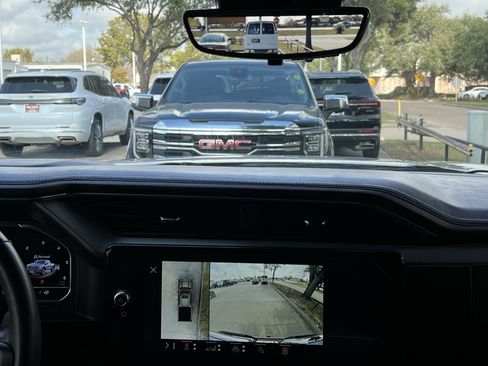 Used 2025 GMC Sierra 1500 Denali image 20
