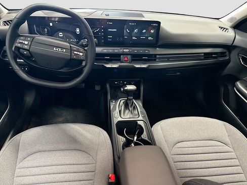 Used 2025 Kia K4 EX FWD image 21