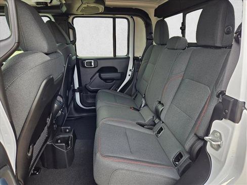 New 2026 Jeep Gladiator Rubicon AWD/4WD image 15