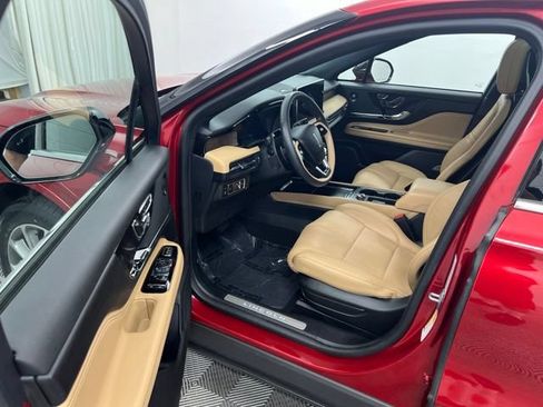 Certified 2023 Lincoln Corsair Grand Touring w/ Equipment Group 302A AWD/4WD image 13